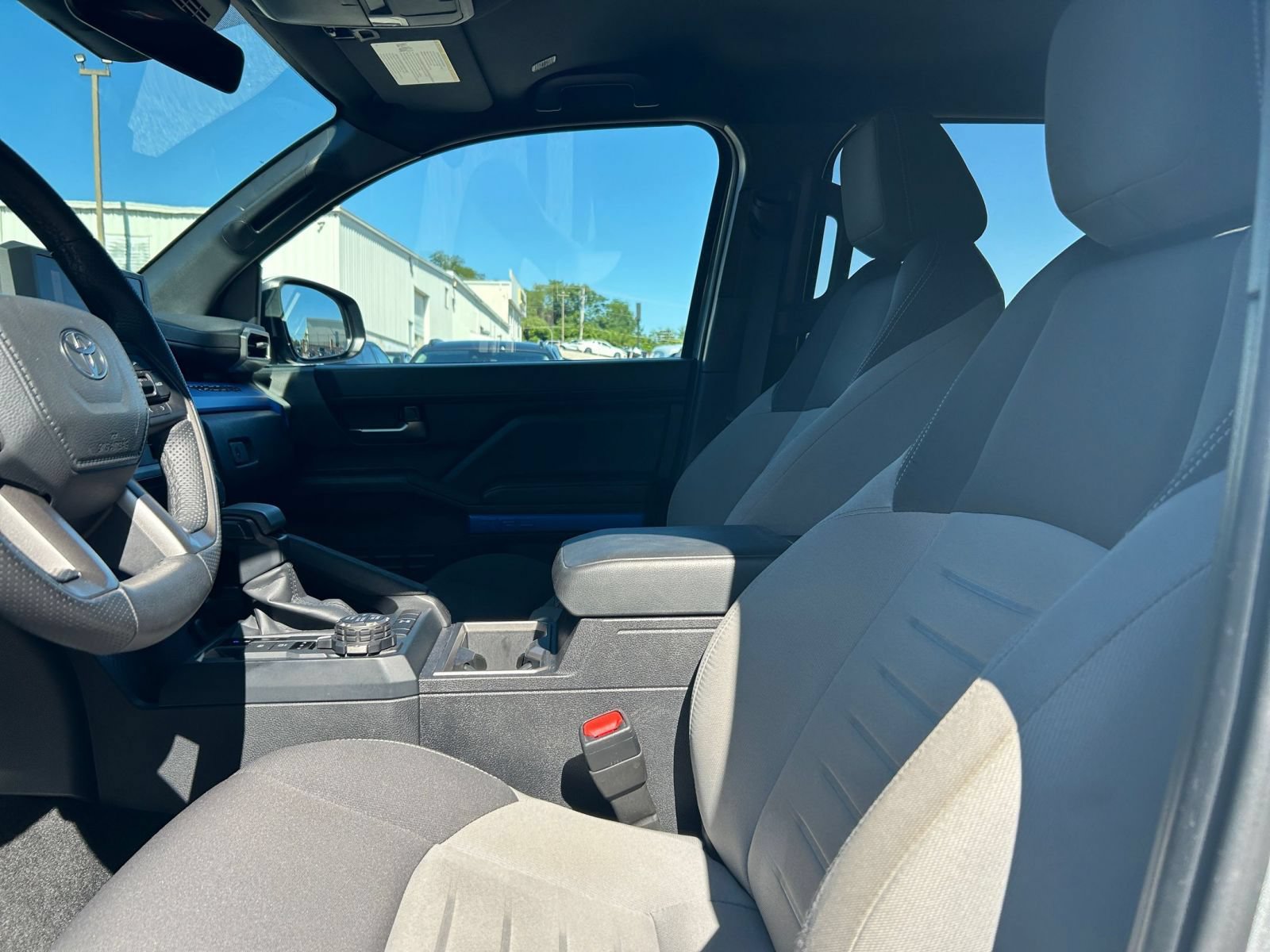 Used 2025 Toyota Tacoma TRD Off-Road AWD/4WD image 21