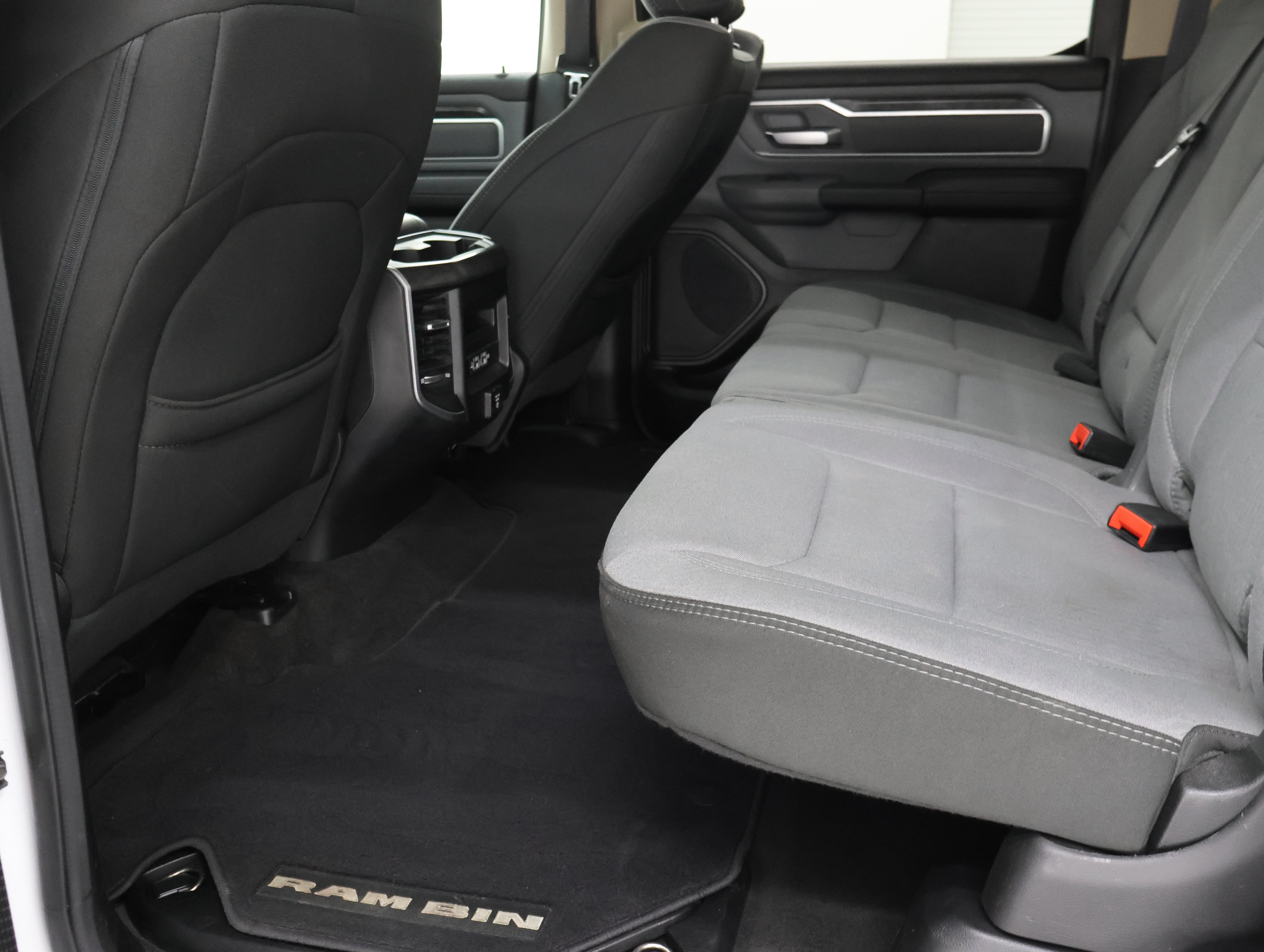 Used 2020 RAM 1500 Big Horn AWD/4WD image 33