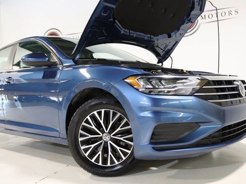Used 2019 Volkswagen Jetta SE w/ Cold Weather Package image 61