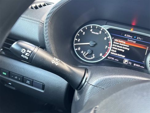 Used 2024 Nissan Sentra SV image 24