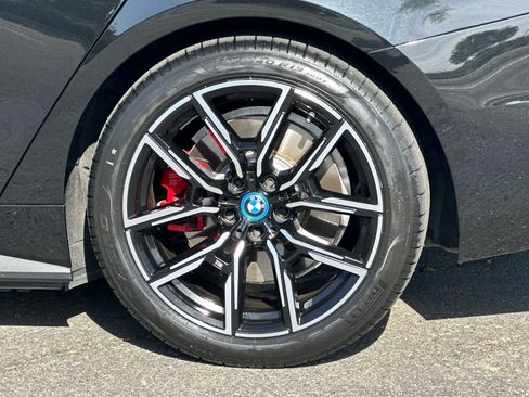 Used 2023 BMW i4 eDrive40 w/ M Sport Package RWD image 36