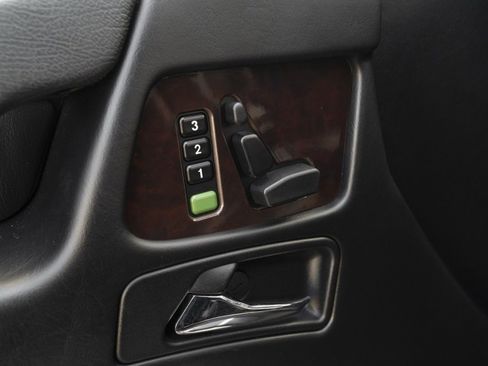 Used 2007 Mercedes-Benz G 500 image 18