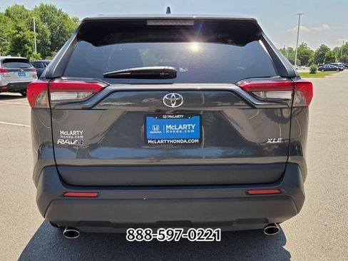 Used 2025 Toyota RAV4 XLE FWD image 4