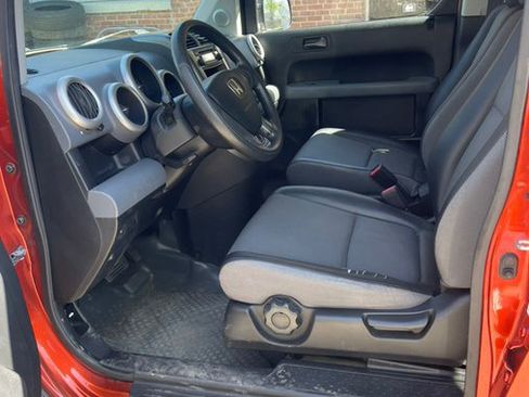 Used 2005 Honda Element LX image 15