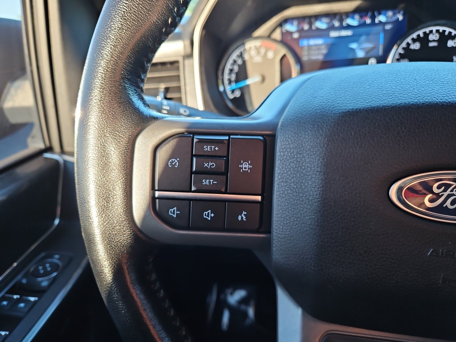 Used 2021 Ford F150 XLT w/ Equipment Group 302A High AWD/4WD image 17