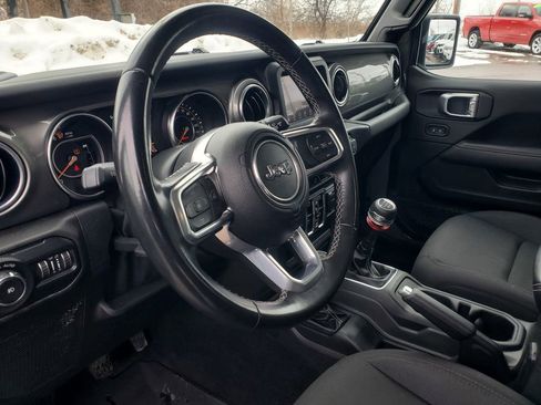 Used 2021 Jeep Wrangler Unlimited Sahara image 14