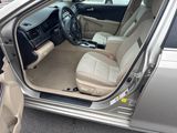 Used 2013 Toyota Camry XLE image 6