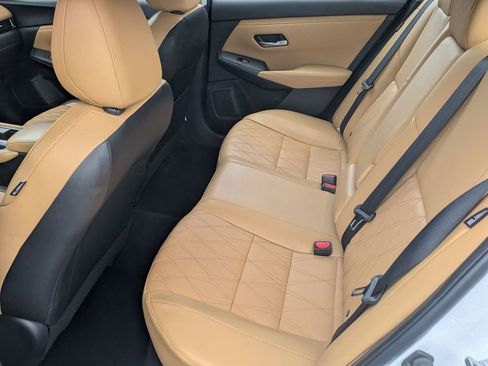 Used 2023 Nissan Sentra SV w/ SV Premium Package FWD image 21