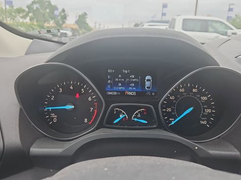 Certified 2017 Ford Escape SE w/ Equipment Group 201A AWD/4WD image 19