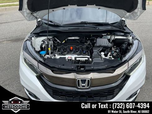 Used 2019 Honda HR-V Sport image 18