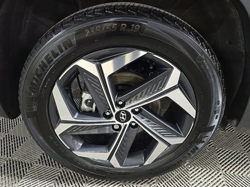 Used 2024 Hyundai Tucson Limited image 14