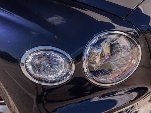 Certified 2023 Bentley Flying Spur W12 AWD/4WD image 8