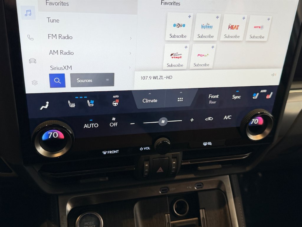 Certified 2025 Lexus GX 550 AWD/4WD image 23