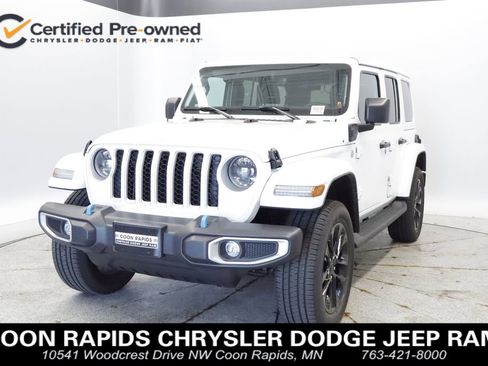 Used 2023 Jeep Wrangler Unlimited Sahara w/ Cold Weather Group AWD/4WD image 1
