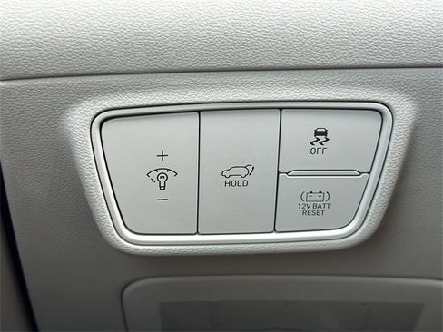 Used 2024 Hyundai Tucson Limited image 36