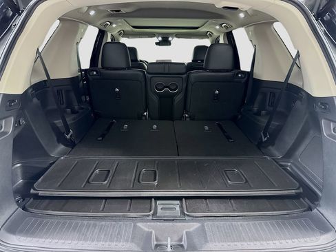 Used 2023 Honda Pilot Elite image 24