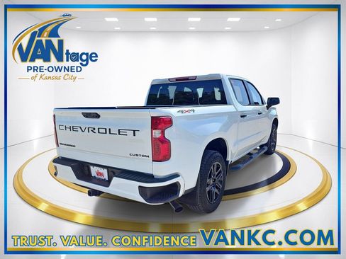 Used 2026 Chevrolet Silverado 1500 Custom w/ Turbomax Blackout Package AWD/4WD image 6