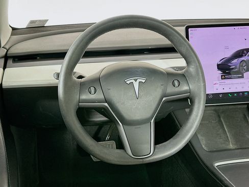 Used 2023 Tesla Model 3 Standard Range RWD image 17