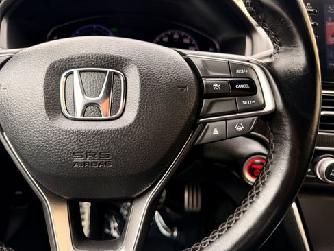 Used 2022 Honda Accord Sport image 32