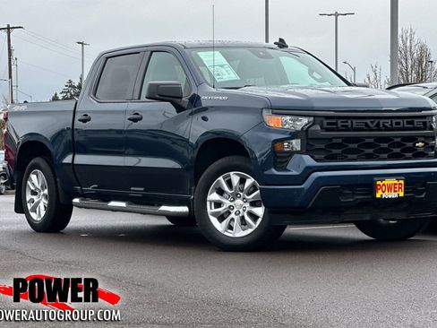 Used 2022 Chevrolet Silverado 1500 Custom image 1