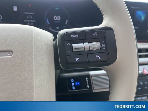 Used 2024 Hyundai Santa Fe Calligraphy image 34