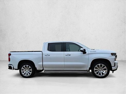 Used 2020 Chevrolet Silverado 1500 High Country w/ Technology Package image 4