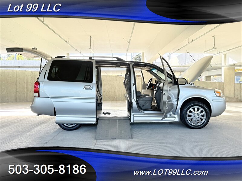 Used 2007 Buick Terraza CXL w/ Driver Confidence Package FWD image 21