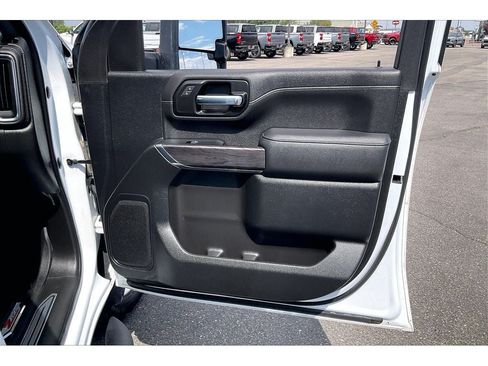 Used 2022 Chevrolet Silverado 3500 LTZ AWD/4WD image 25