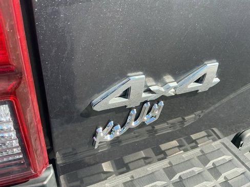 Used 2022 Toyota Tacoma SR image 29