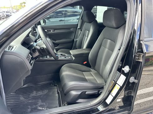 Used 2024 Honda Civic Sport image 3