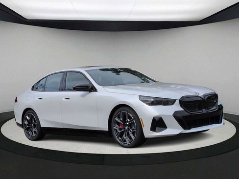 New 2026 BMW i5 M60 AWD/4WD image 2