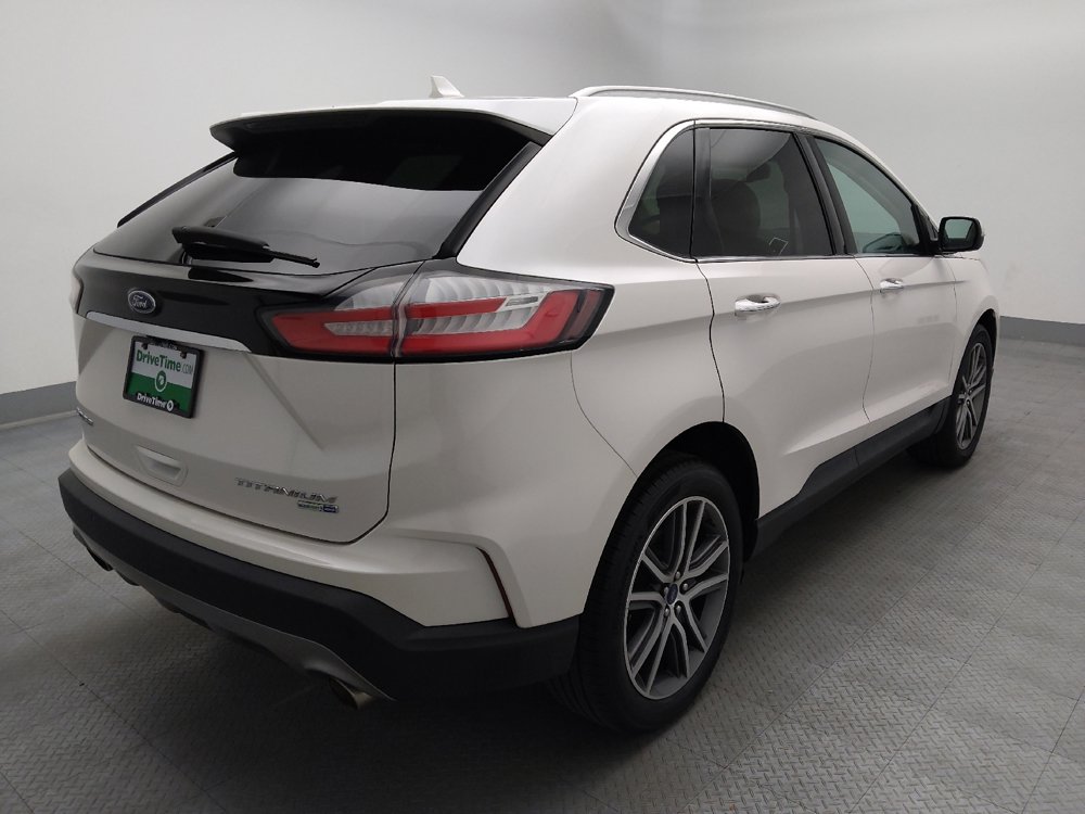 Used 2019 Ford Edge Titanium w/ Cold Weather Package AWD/4WD image 9