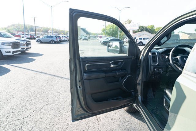 Used 2026 RAM 1500 Laramie AWD/4WD image 12