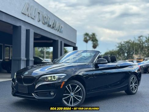 Used 2018 BMW 230i Convertible RWD image 1