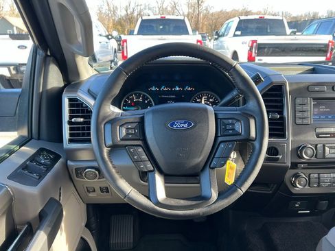 Used 2017 Ford F150 XLT w/ Equipment Group 301A Mid image 34