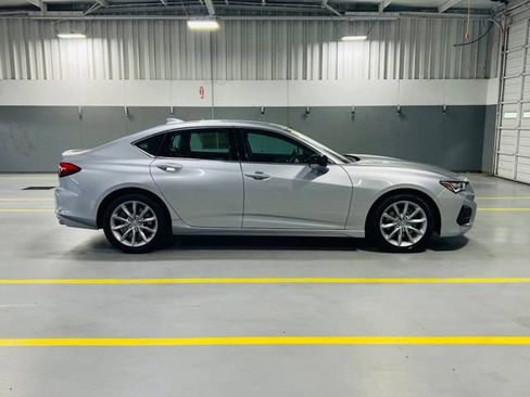 Used 2023 Acura TLX FWD image 19