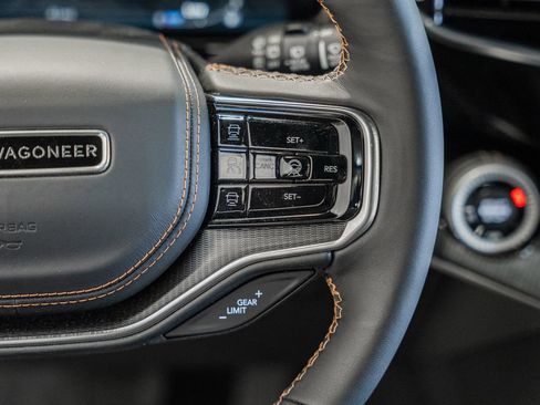 New 2024 Jeep Grand Wagoneer Series III w/ HD Trailer Tow Package image 32