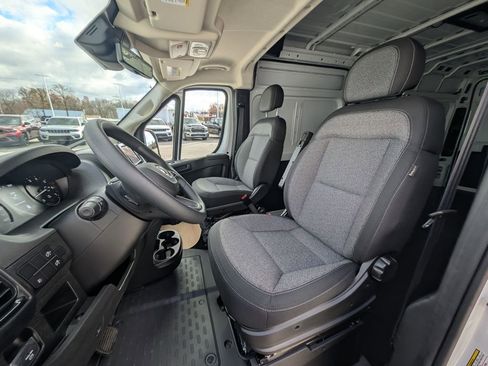 New 2026 RAM ProMaster 3500 w/ Convenience Group image 14