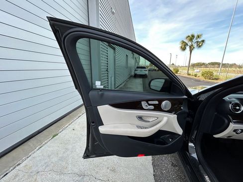 Used 2023 Mercedes-Benz E 350 Sedan image 58