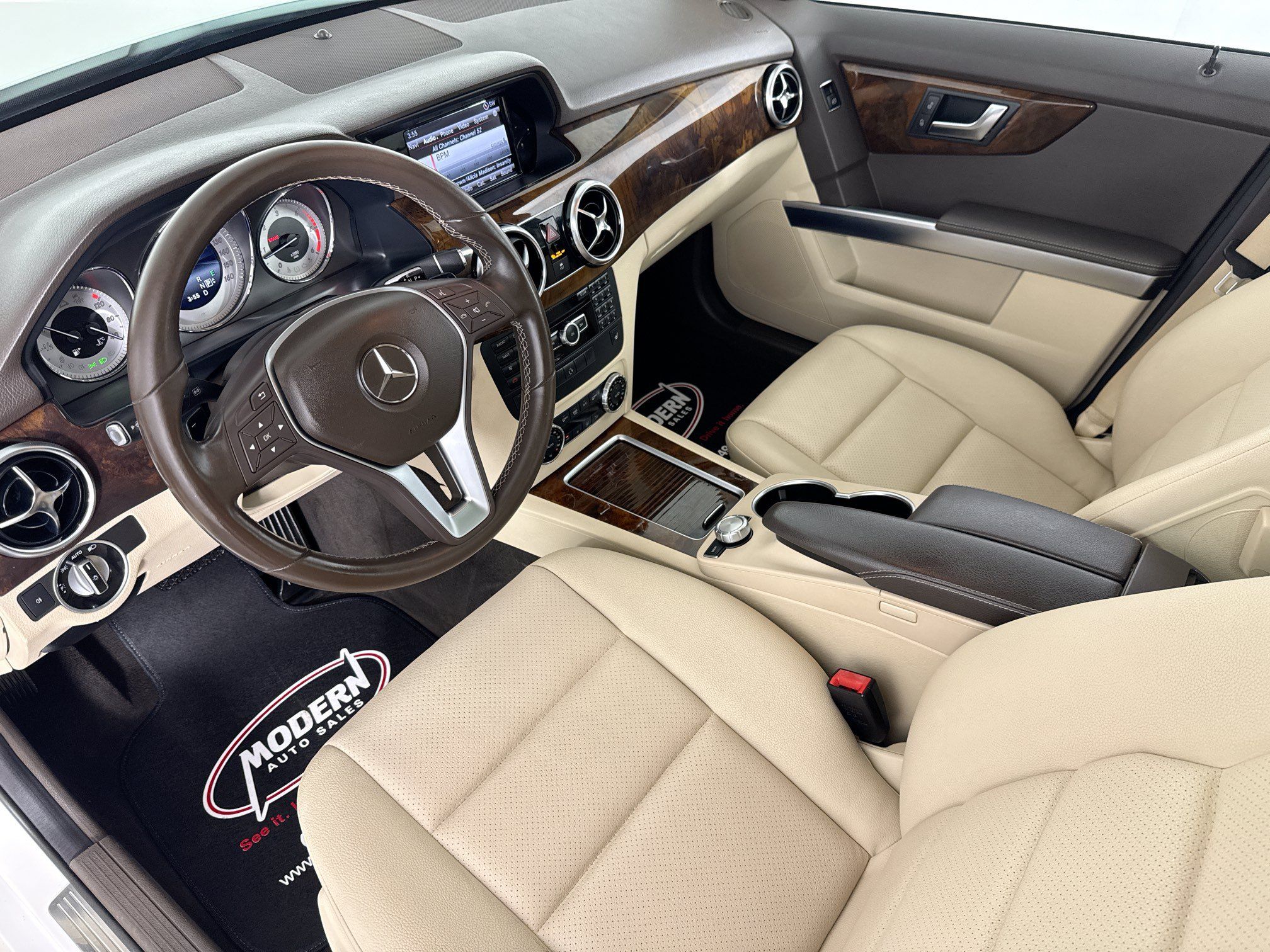 Used 2014 Mercedes-Benz GLK 250 BlueTEC 4MATIC image 19