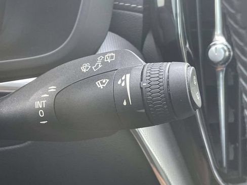 Used 2019 Volvo XC60 T5 Inscription w/ Protection Package Premier FWD image 24