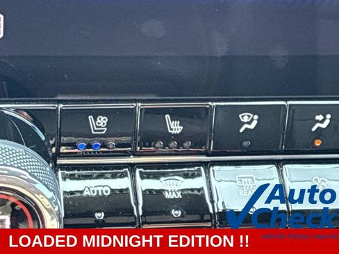 Used 2025 Chevrolet Colorado Z71 w/ Midnight Edition AWD/4WD image 35