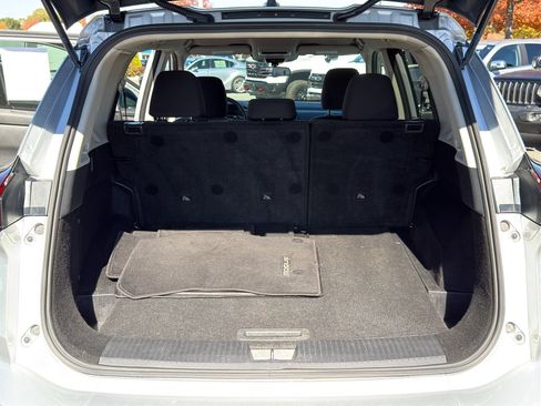 Used 2024 Nissan Rogue S image 26