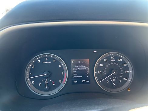 Used 2020 Hyundai Tucson SE w/ Winter Weather Package image 26