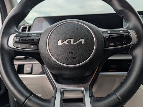 Used 2025 Kia Sportage EX AWD/4WD image 27