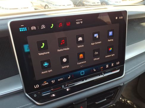 New 2026 Volkswagen Tiguan SE R-Line image 19