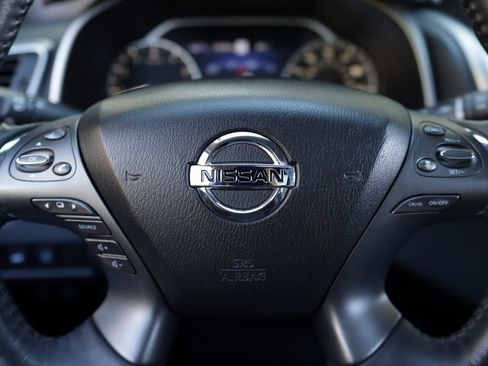 Used 2020 Nissan Murano Platinum image 11