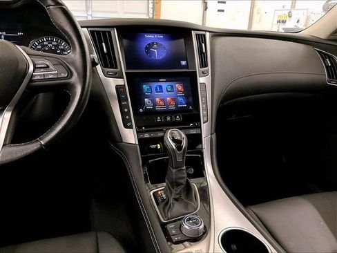 Used 2020 INFINITI Q50 Luxe AWD/4WD image 6
