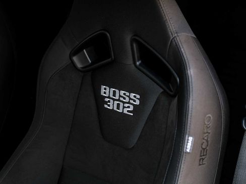 Used 2012 Ford Mustang Boss 302 w/ Boss 302 Accessory Pkg image 31