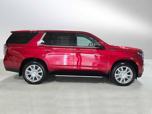 Used 2022 Chevrolet Tahoe High Country image 2